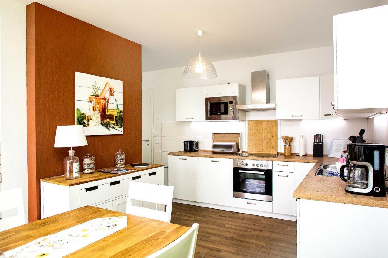 Traumfaengerloge -Hafenresidenz Apartment Waren  Exterior foto